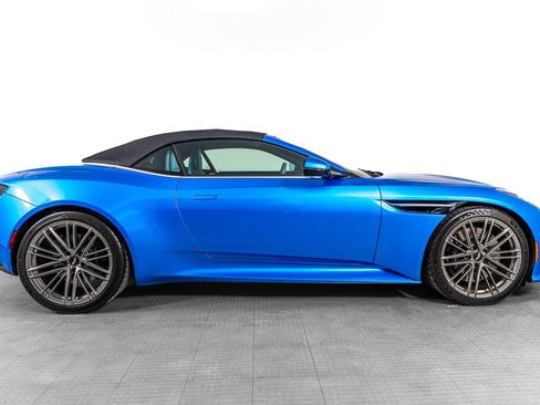 Used 2024 Aston Martin DB12 Convertible RWD image 5
