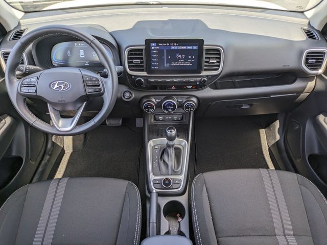 Used 2026 Hyundai Venue SEL FWD image 16