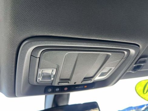 Used 2020 Chevrolet Silverado 1500 LT w/ All-Star Edition image 33