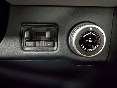 New 2025 Lincoln Navigator L Reserve AWD/4WD image 20