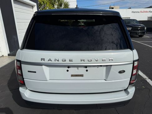 Used 2016 Land Rover Range Rover HSE image 9