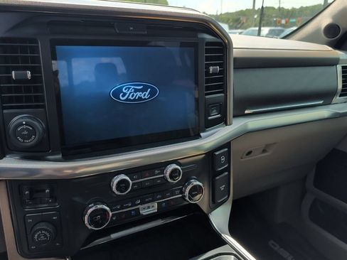 Used 2025 Ford F150 Platinum w/ Equipment Group 703A Plus AWD/4WD image 7