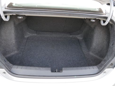 Used 2016 Honda Civic EX-L image 18