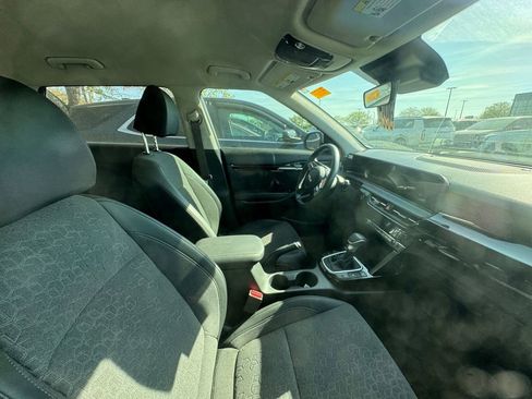 Certified 2025 Kia Seltos S AWD/4WD image 3