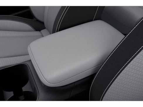 Used 2025 Subaru Outback Premium image 22