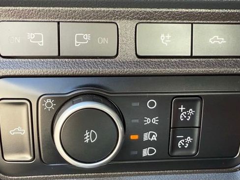 Used 2024 Ford F350 Platinum image 53