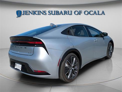 Used 2023 Toyota Prius XLE image 8