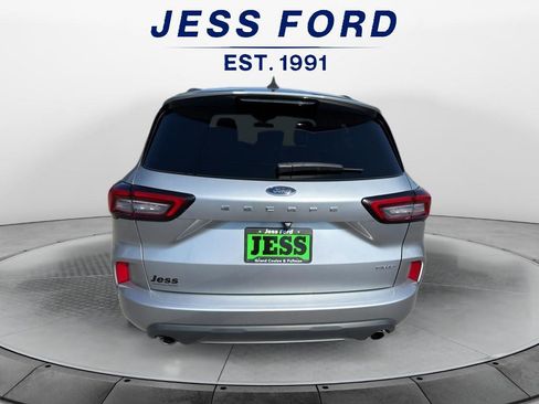 Used 2023 Ford Escape ST-Line image 4