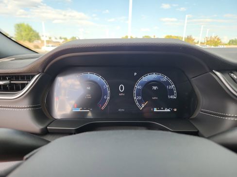 New 2025 Jeep Grand Cherokee L Altitude image 11