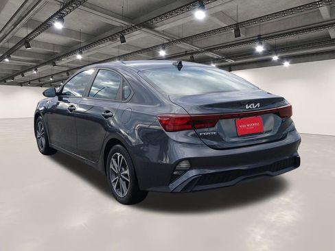 Used 2023 Kia Forte LXS FWD image 14