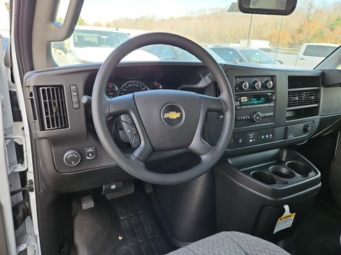 New 2024 Chevrolet Express 3500 w/ Power Convenience Package image 13