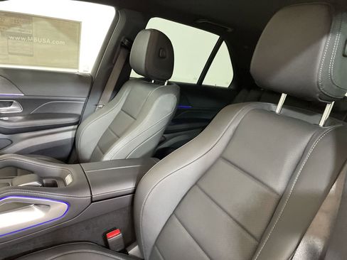Certified 2025 Mercedes-Benz GLE 450e 4MATIC image 33