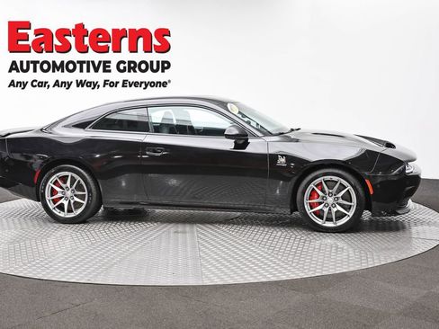 Used 2025 Dodge Charger Daytona Scat Pack w/ Track Pack AWD/4WD image 4