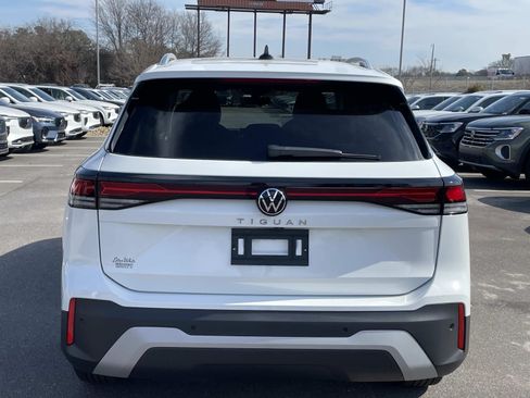 New 2026 Volkswagen Tiguan S FWD image 6