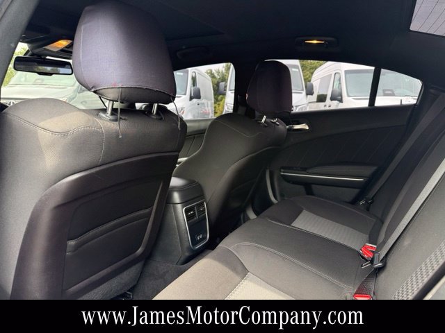 Used 2022 Dodge Charger Scat Pack RWD image 21