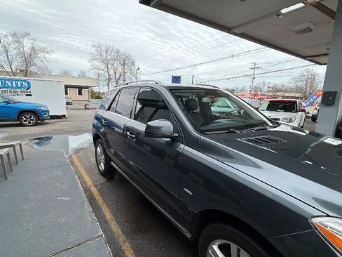 Used 2012 Mercedes-Benz ML 350 4MATIC image 19