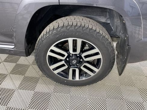 Used 2017 Toyota 4Runner Limited AWD/4WD image 23