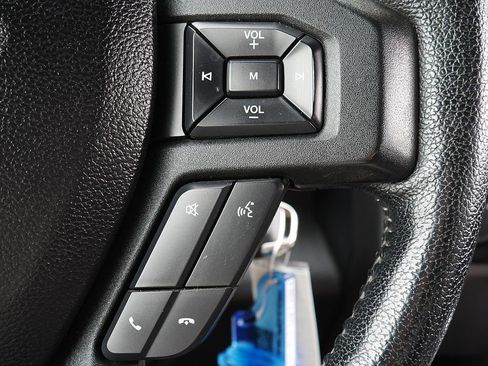 Used 2015 Ford F150 XLT w/ Equipment Group 302A Luxury AWD/4WD image 34