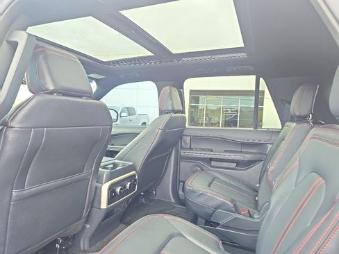 Used 2024 Ford Expedition Max Limited AWD/4WD image 17