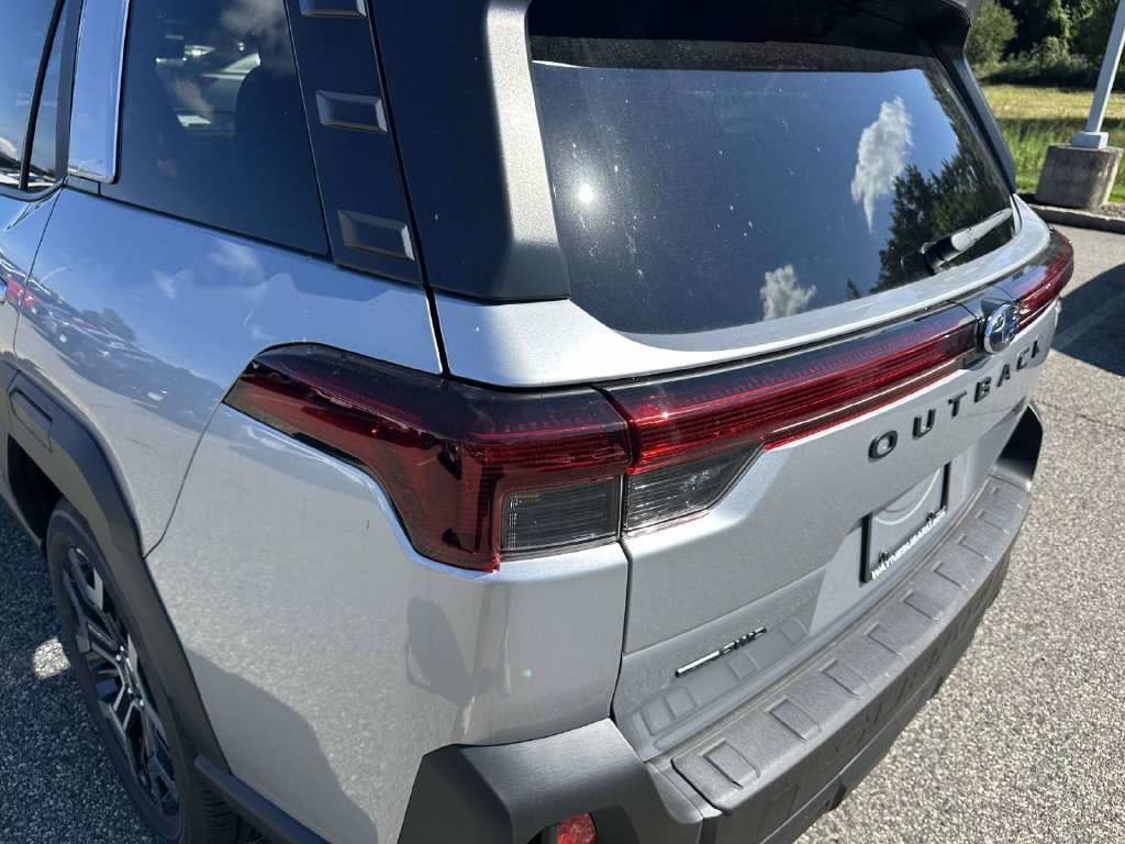 New 2026 Subaru Outback Touring XT AWD/4WD image 8