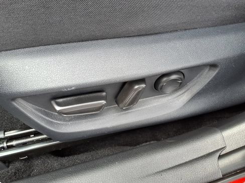 Used 2026 Toyota Camry LE w/ Convenience Package FWD image 15