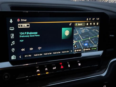 Used 2025 Chevrolet Silverado 1500 LT image 17