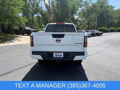 Used 2022 Nissan Frontier PRO-4X AWD/4WD image 5
