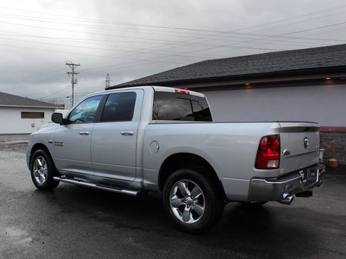 Used 2017 RAM 1500 Big Horn image 9