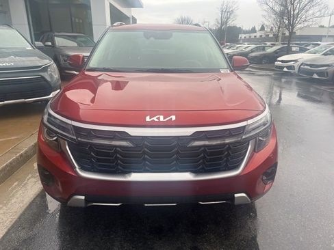 Used 2024 Kia Seltos S image 2