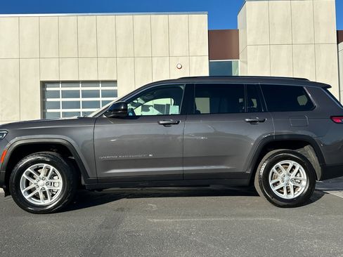 Used 2024 Jeep Grand Cherokee L Laredo image 6