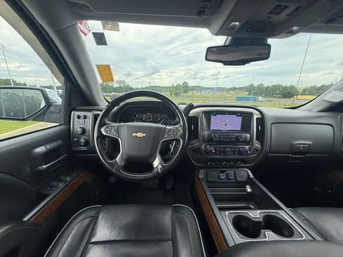 Used 2018 Chevrolet Silverado 1500 High Country AWD/4WD image 8
