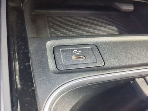 Certified 2024 Mercedes-Benz GLA 250 4MATIC image 10