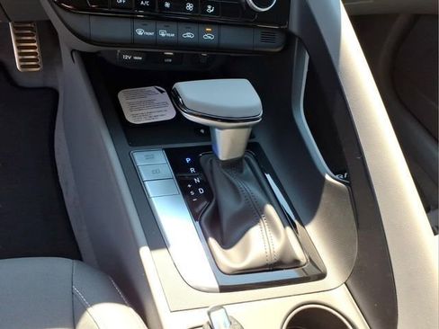 New 2026 Hyundai Elantra Sport FWD image 22