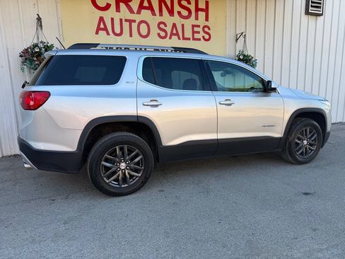 Used 2019 GMC Acadia SLT AWD/4WD image 3