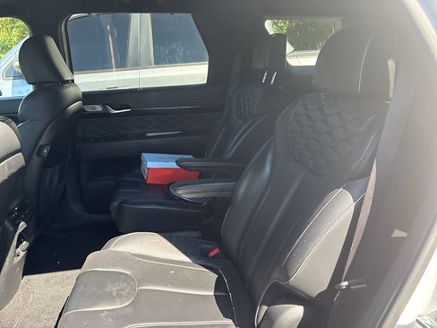 Used 2020 Hyundai Palisade Limited FWD image 4