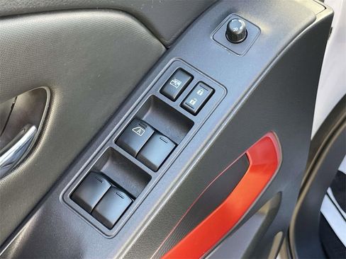 Certified 2023 Nissan Frontier PRO-4X w/ Technology Package image 18