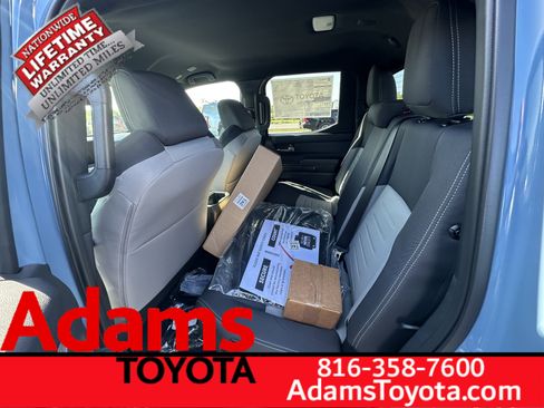 Used 2026 Toyota Tacoma TRD Sport AWD/4WD image 6