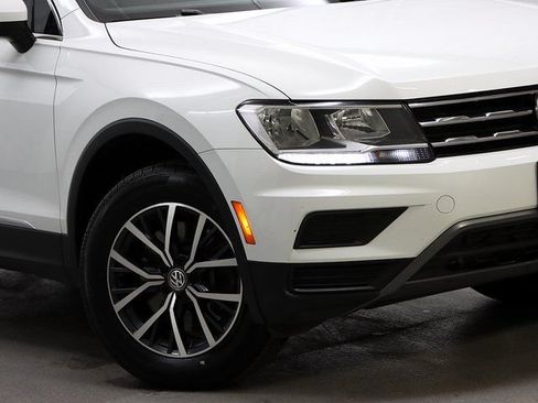 Used 2020 Volkswagen Tiguan SE AWD/4WD image 4