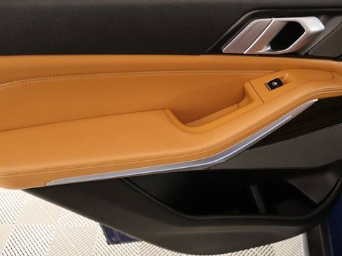 Used 2021 BMW X5 xDrive45e w/ Premium Package image 18