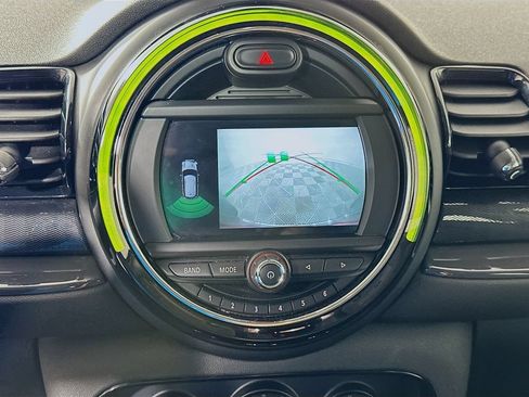 Used 2019 MINI Cooper Clubman FWD image 13