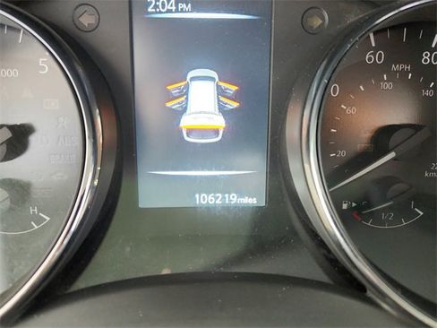 Used 2017 Nissan Rogue SL image 23