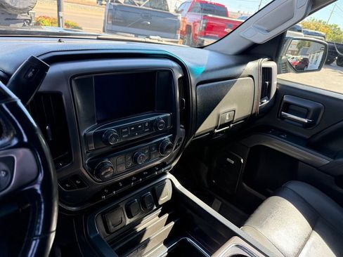 Used 2018 GMC Sierra 1500 SLT w/ All Terrain X Package AWD/4WD image 10