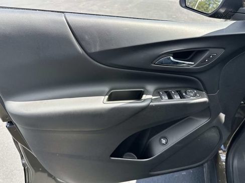 Certified 2024 Chevrolet Equinox LT FWD image 18