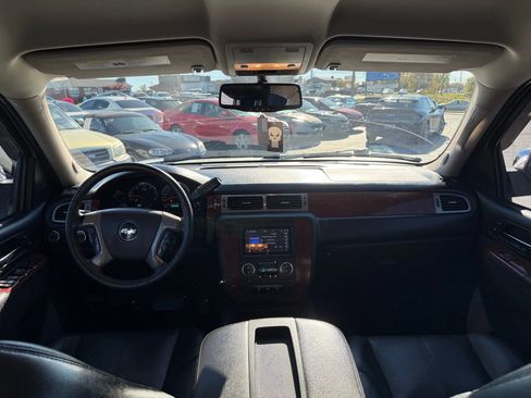 Used 2012 Chevrolet Avalanche LT w/ All-Star Edition image 14