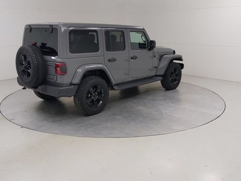 Used 2021 Jeep Wrangler Unlimited Sahara AWD/4WD image 13