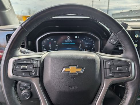 Used 2022 Chevrolet Silverado 1500 LT image 10