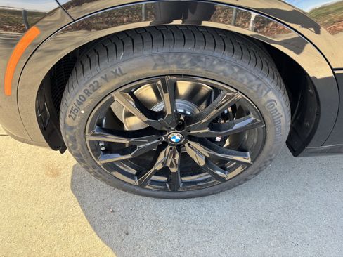 Used 2026 BMW X7 xDrive40i AWD/4WD image 13