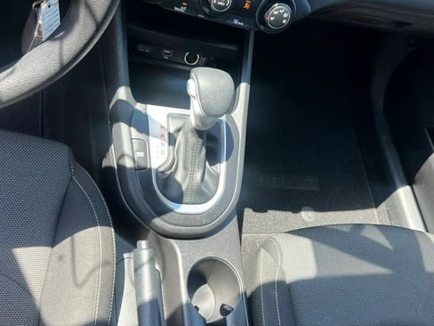Used 2023 Kia Forte LXS w/ LXS Technology Package FWD image 24
