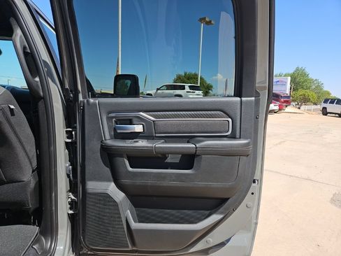 New 2026 RAM 2500 Big Horn AWD/4WD image 14