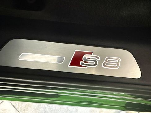 Used 2016 Audi S8 AWD/4WD image 27